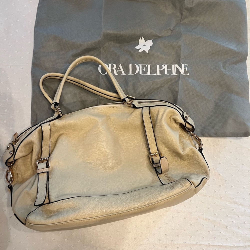 Ora Delphne purse, used a couple times!